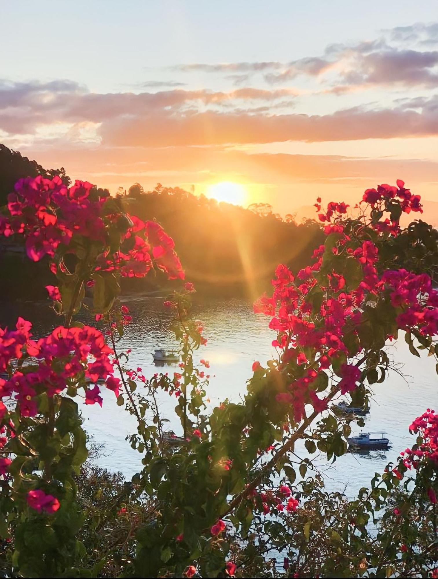 Mar De Bougainville 塞尔苏拉穆斯州长镇 外观 照片